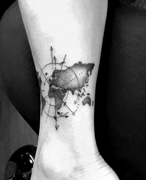 Die-Welt-Dotwork-Tattoo