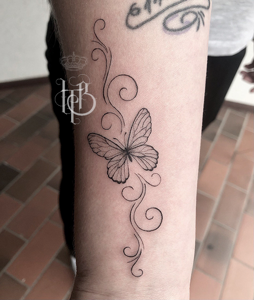 Schmetterling-fineline-Tattoo